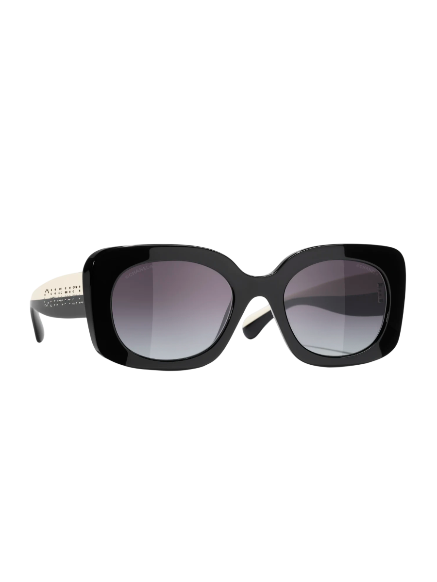 Chanel Lunettes carrées 2