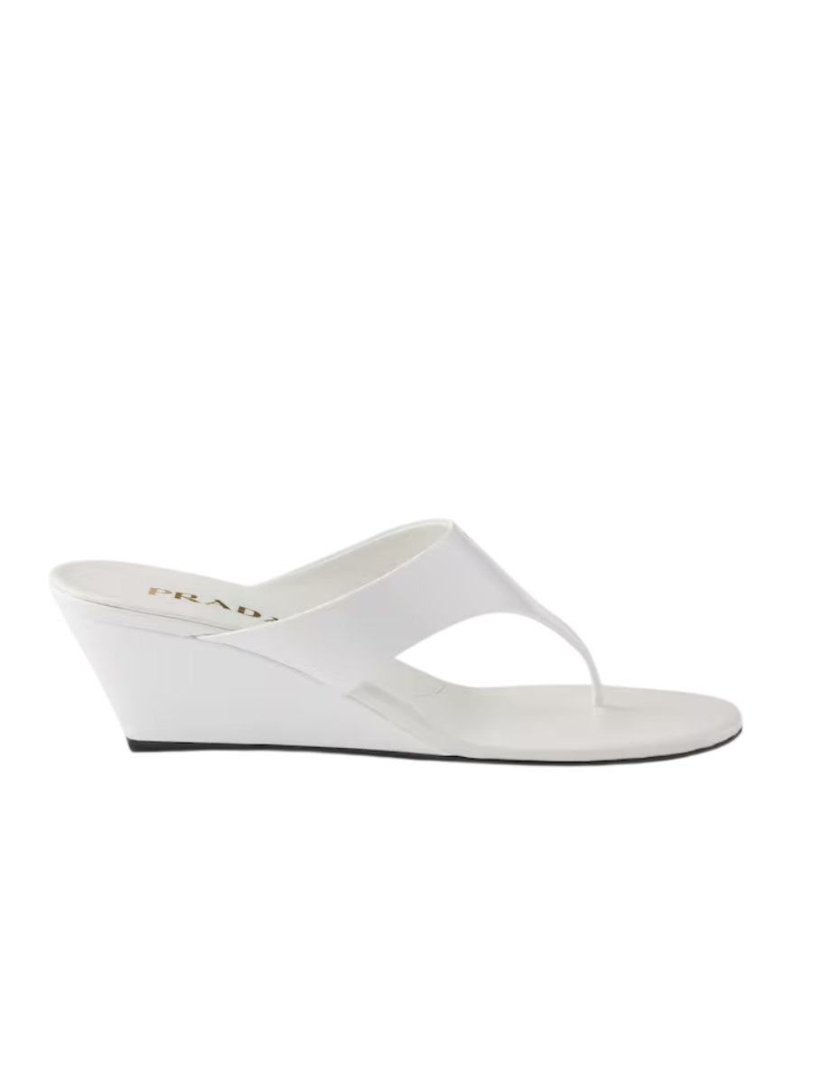 Prada Tongs en cuir verni